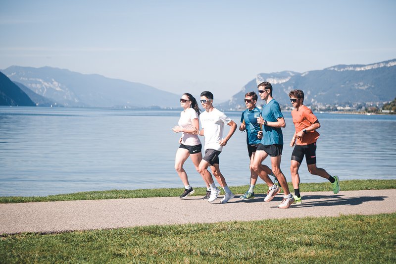 Samen hardlopen om af te vallen met slim trainen voor een summer body het hele jaar.
