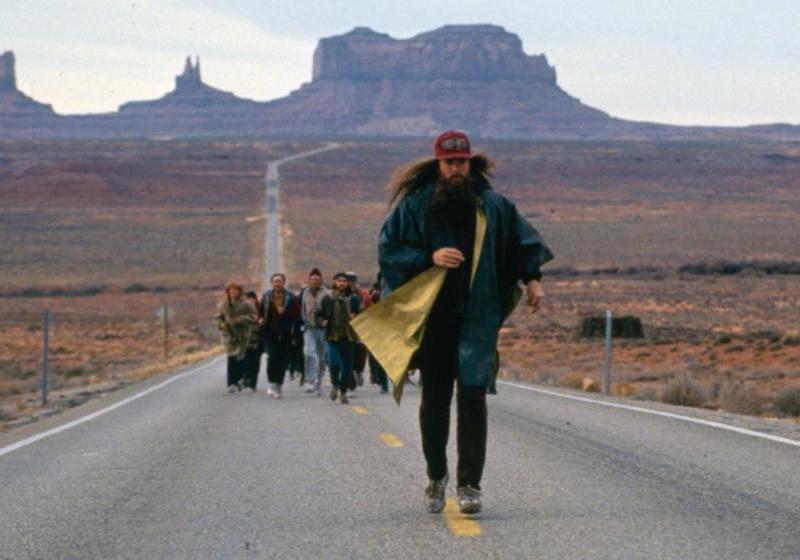 Forrest Gump rent lange afstand door de VS, iconische hardlooptocht van kust tot kust.