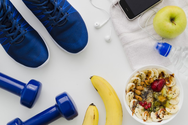 Gezonde voeding voor duursporters zoals hardlopers en fietsers, met energierijke maaltijden voor training.