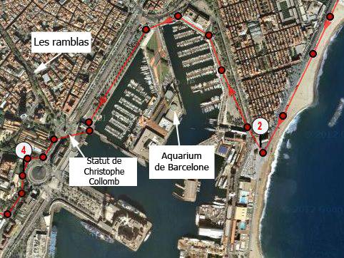 Hardloper op 9 km hardlooproute in Barcelona langs strand van Barceloneta en haven.