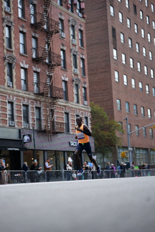 Selectie van de mooiste foto’s van de New York City Marathon 2023 door RunMotion Coach.