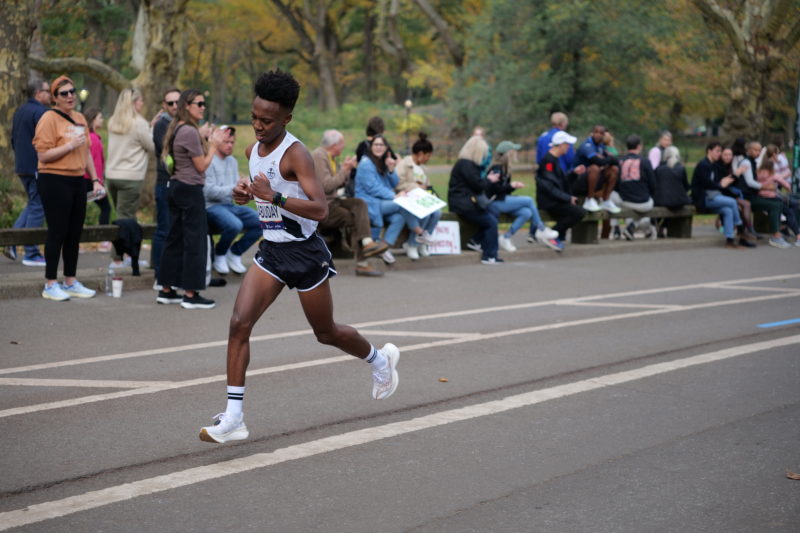 Selectie van de mooiste foto’s van New York City Marathon 2023, hardlopers met RunMotion Coach.