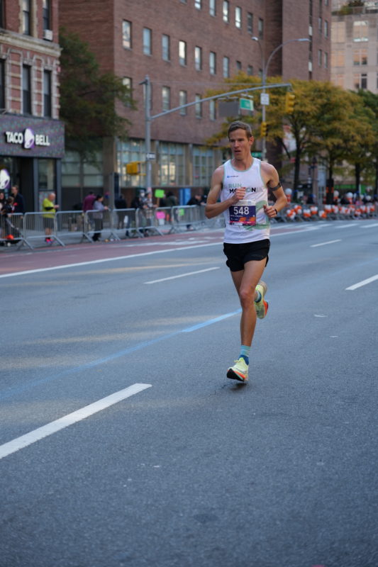 Selectie van de mooiste foto’s van de New York City Marathon 2023 door RunMotion Coach.