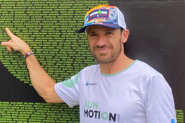 Alex finisht de IRONMAN Portugal Cascais triatlon in een indrukwekkende tijd van 10 uur en 56 minuten.