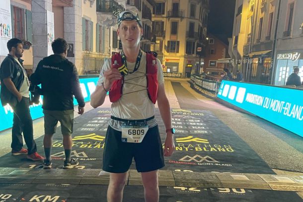 Yannick tijdens zijn indrukwekkende 90 km ultratrail bij de Marathon du Mont-Blanc.