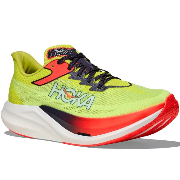 Moderne carbonschoenen voor hardlopen, geselecteerd als beste wedstrijdschoenen voor snelle lopers in 2026.