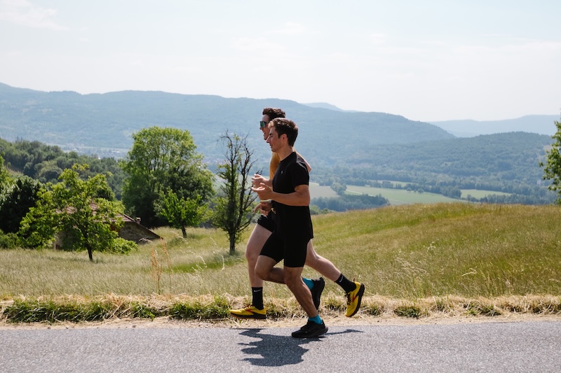 Hardloper past zijn hardloopschema aan bij tijdgebrek en blijft sterker trainen